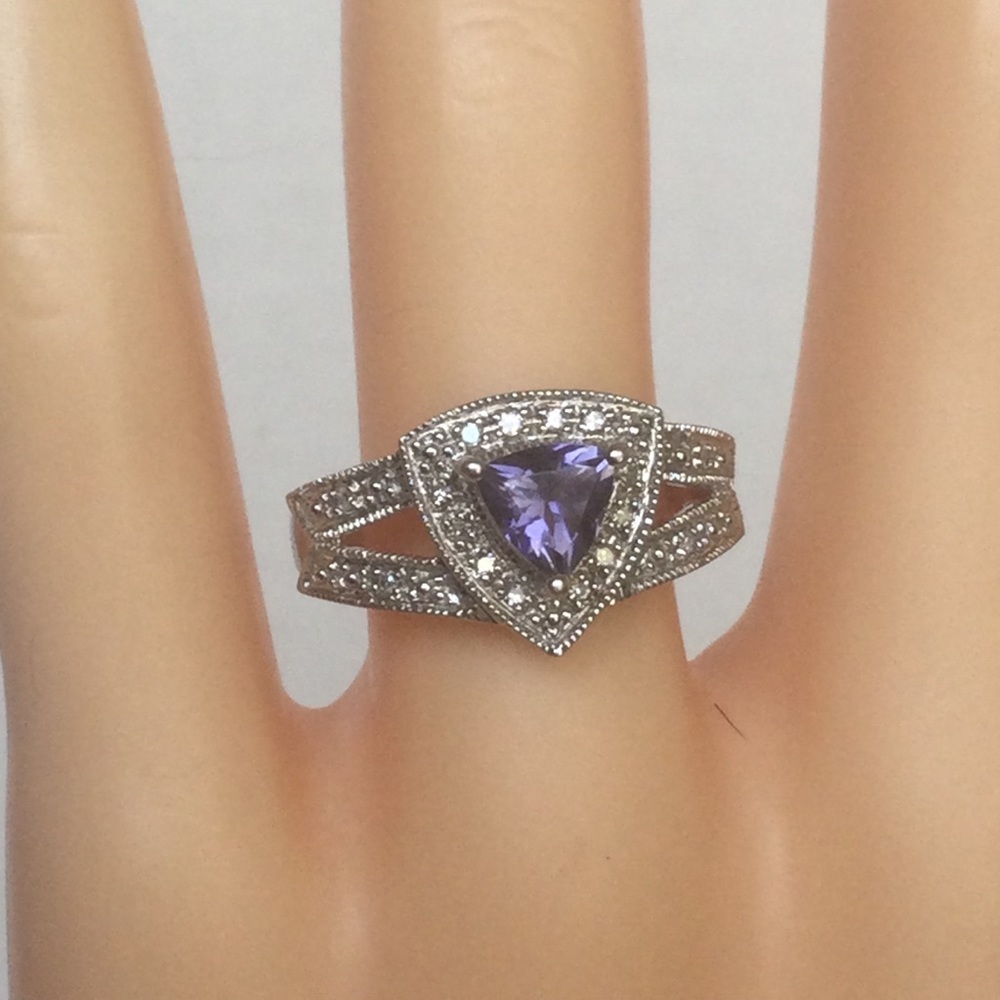 14k White Gold Tanzanite Ring - Picture 6 of 6